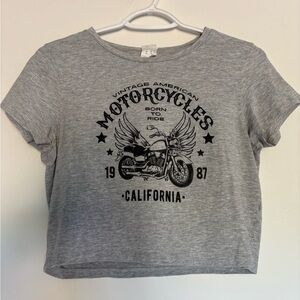 Brand is street wear society. Size XL. Black and gray.